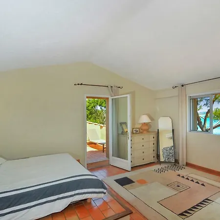 Ramatuelle Sleeps 10 Pool Air Con Wifi ヴィラ サントロペ